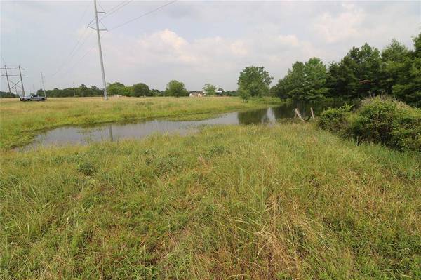 72 Julia Justice RD, Huntsville, TX 77320