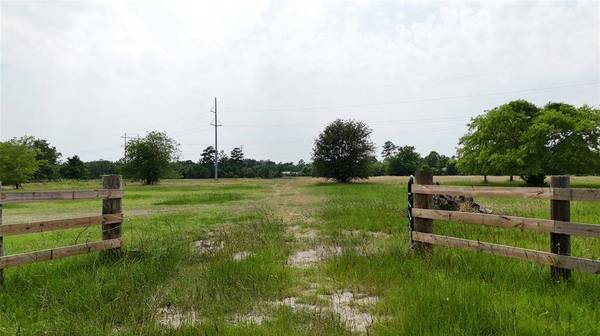 72 Julia Justice RD, Huntsville, TX 77320