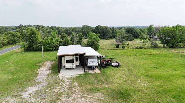 72 Julia Justice RD, Huntsville, TX 77320