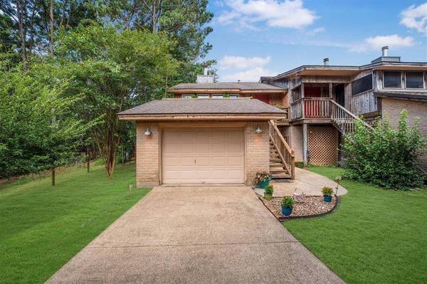 1501 Wimbledon DR, Huntsville, TX 77340