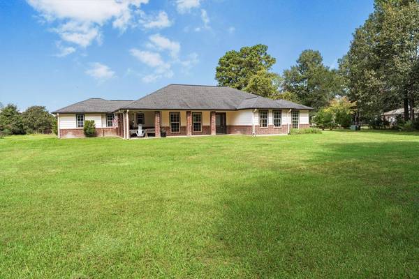57 Vela RD, Huntsville, TX 77340