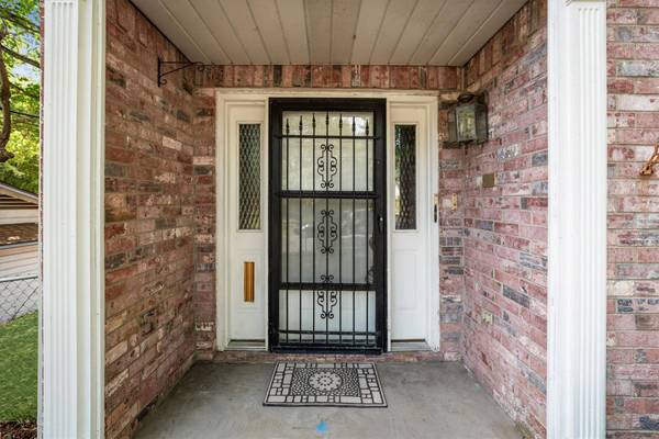 1417 15th ST, Huntsville, TX 77340