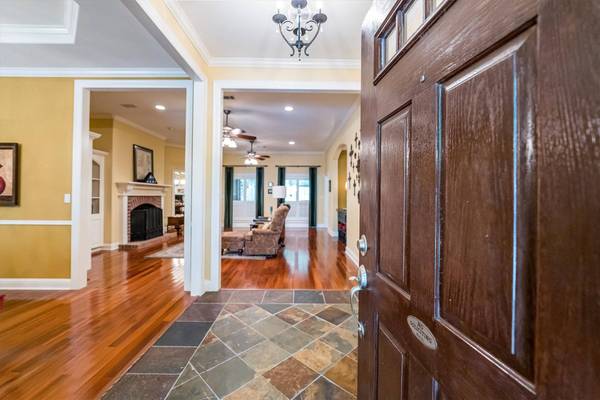 903 Inwood DR, Huntsville, TX 77340