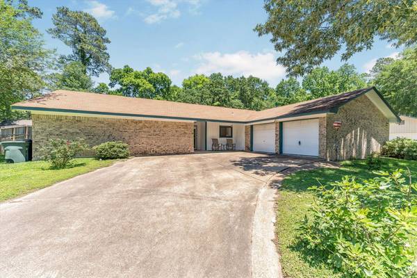 3333 Bent Bough PARK, Huntsville, TX 77340