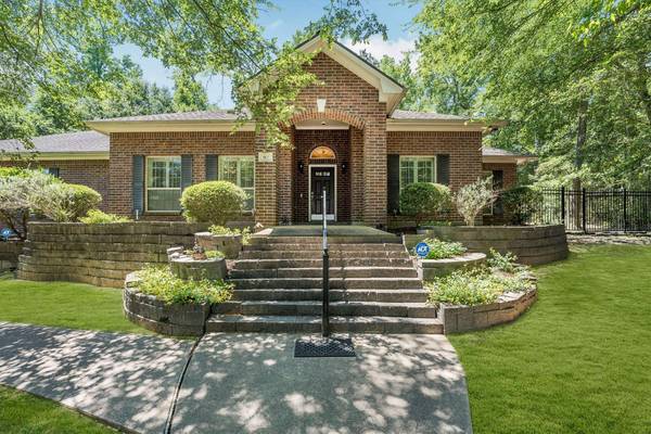 903 Inwood DR, Huntsville, TX 77340