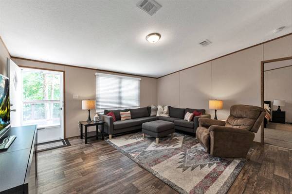 50 Fm 3179 RD, Huntsville, TX 77340