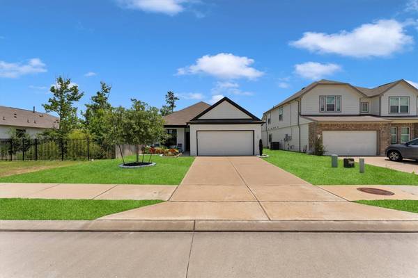 111 Mouflon DR, Huntsville, TX 77320