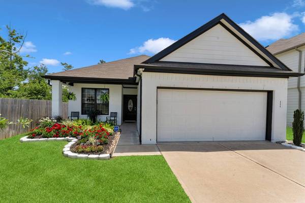 111 Mouflon DR, Huntsville, TX 77320