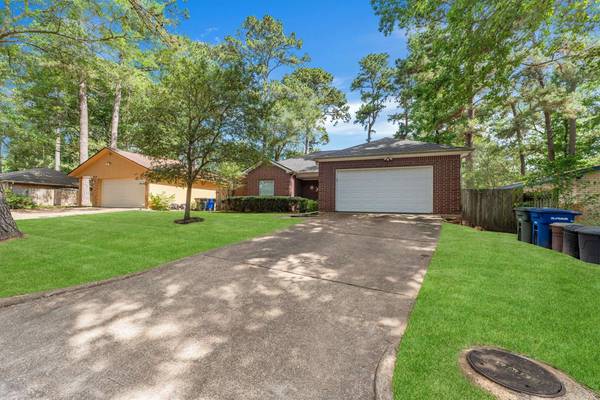 3003 Brook DR, Huntsville, TX 77340