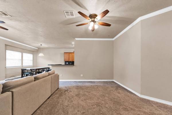 3003 Brook DR, Huntsville, TX 77340