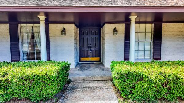 1014 Masters WAY, Houston, TX 77339