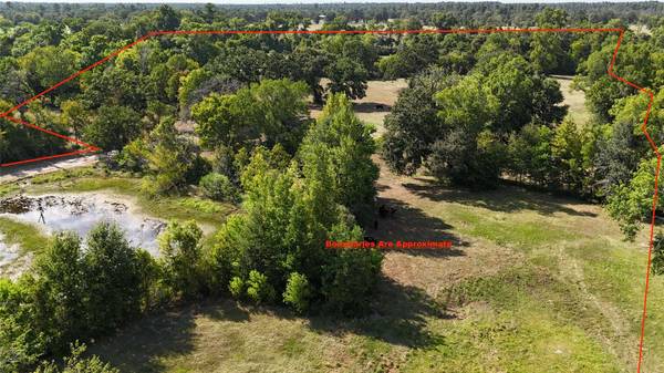 476 Rosenwall RD, Huntsville, TX 77320