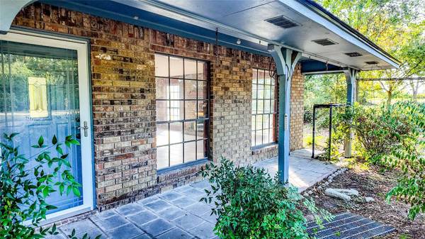 1493 Fm 980, Huntsville, TX 77320