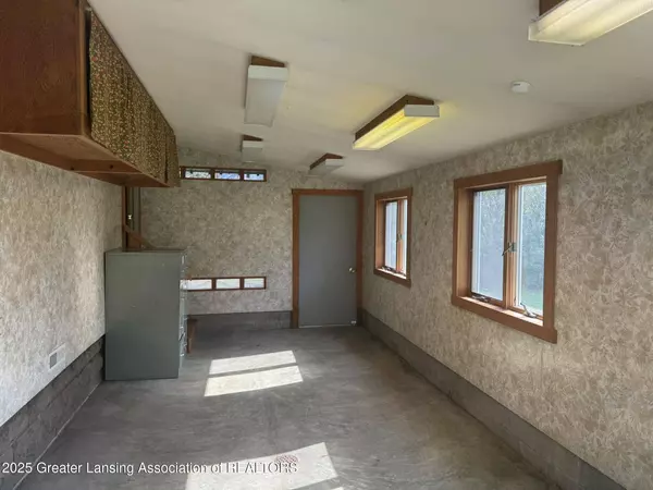 1181 W Stoll Road, DeWitt, MI 48820, Dewitt, MI 48820