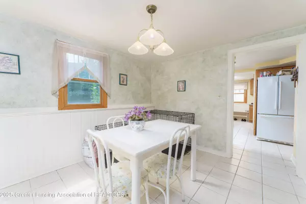 696 Beech ST, East Lansing, MI 48823