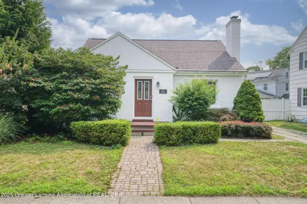 696 Beech ST, East Lansing, MI 48823