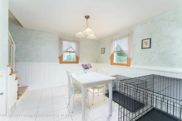 696 Beech ST, East Lansing, MI 48823