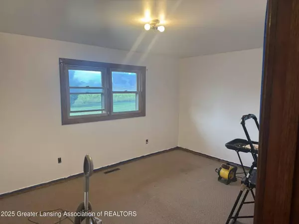 10122 Jones RD, Bellevue, MI 49021