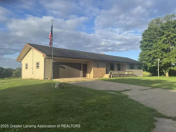 10122 Jones RD, Bellevue, MI 49021