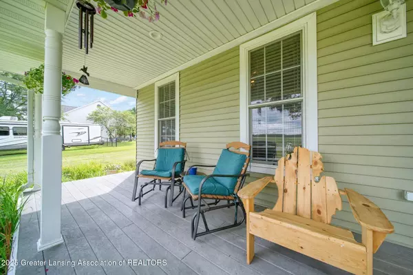 10412 Hankerd RD, Pleasant Lake, MI 49272