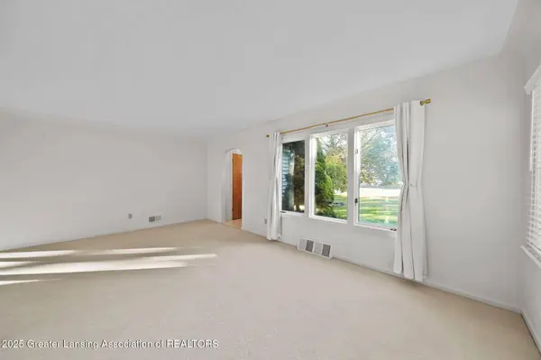 5890 Wolf Lake RD, Grass Lake, MI 49240