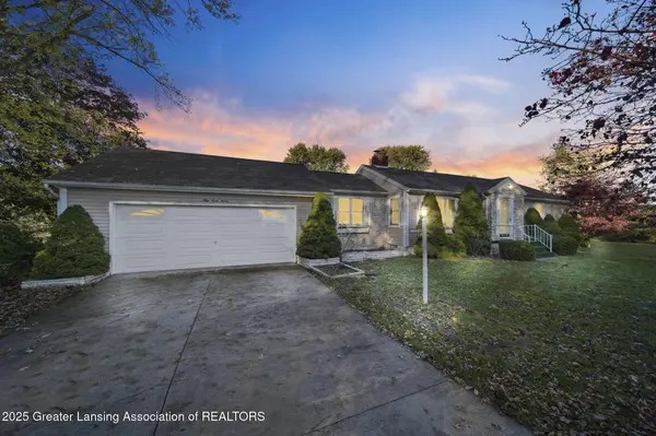 5890 Wolf Lake RD, Grass Lake, MI 49240