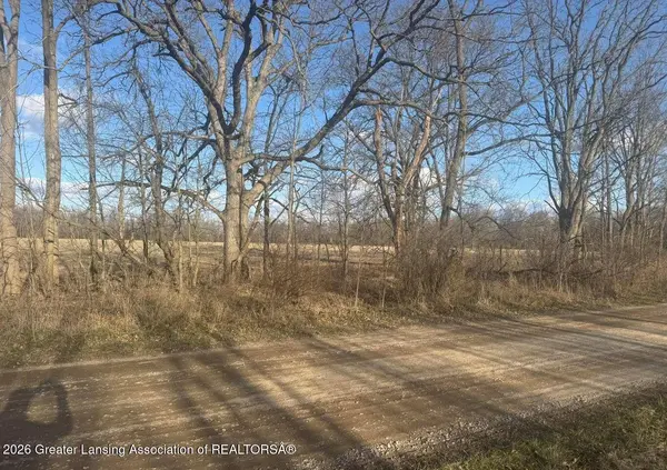 Lots 9 &10 Eagle Pass DR, Eaton Rapids, MI 48827