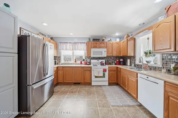 1959 Adelpha, Holt, MI 48842