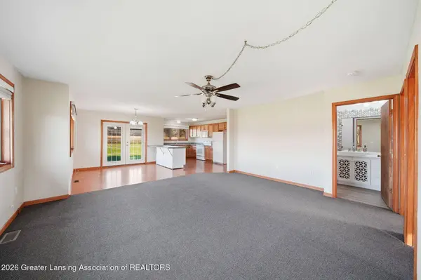 896 Fields RD, Dansville, MI 48819