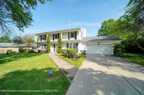 4312 Appletree LN, Lansing, MI 48917