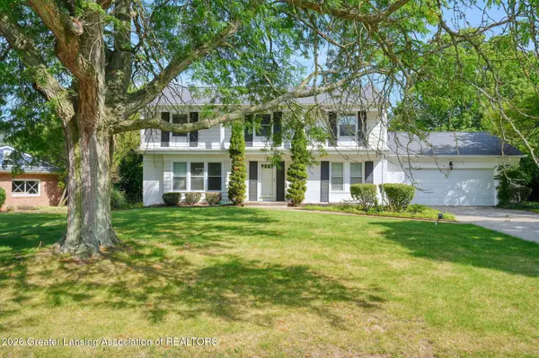 4312 Appletree LN