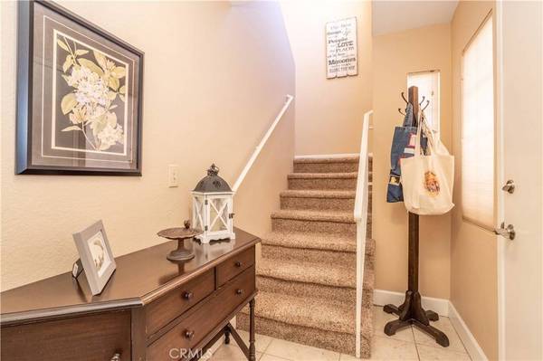 25214 Steinbeck AVE #G, Stevenson Ranch, CA 91381