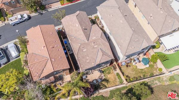 29266 Pilgrim Ct, Valencia, CA 91354