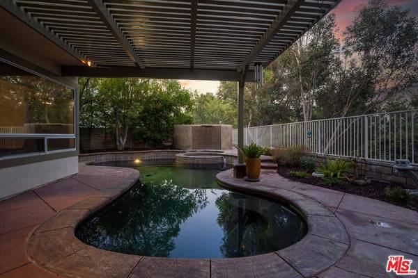 27350 Landon Pl, Valencia, CA 91354