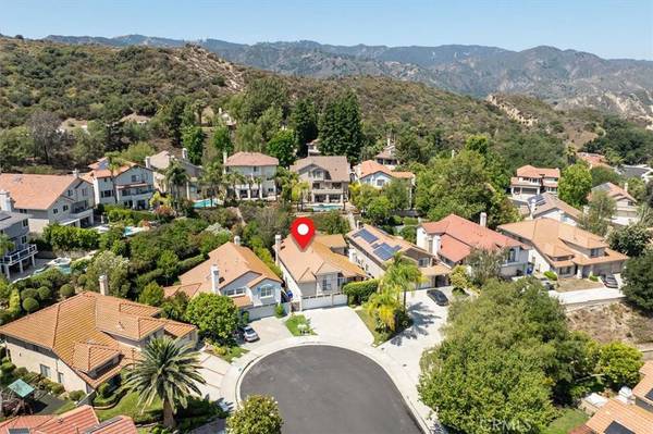 23461 Darcy LN, Newhall, CA 91321