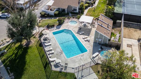 24241 Lema Dr, Valencia, CA 91355