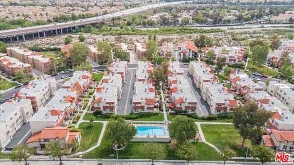 17955 River Cir #1, Canyon Country, CA 91387