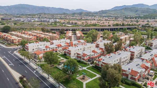 17955 River Cir #1, Canyon Country, CA 91387