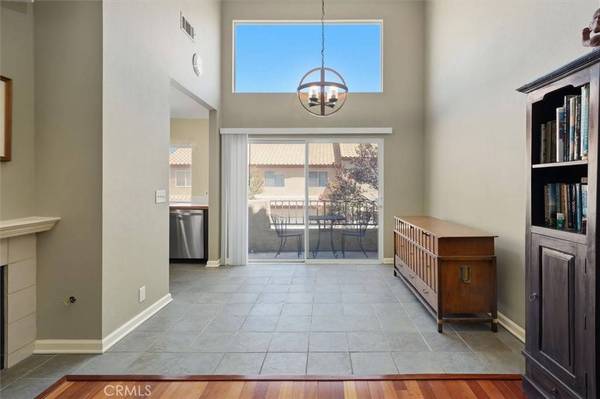 22729 Copper Hill DR #11, Saugus, CA 91390