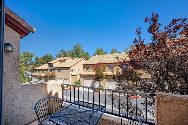 22729 Copper Hill DR #11, Saugus, CA 91390