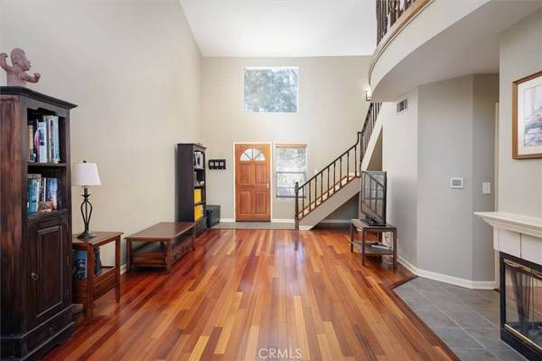 22729 Copper Hill DR #11, Saugus, CA 91390