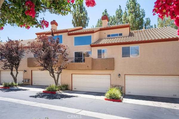 22729 Copper Hill DR #11, Saugus, CA 91390