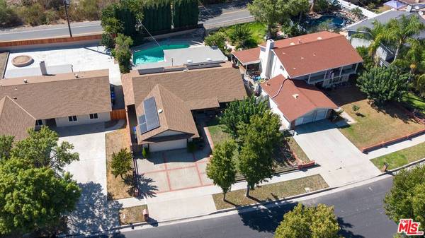 24843 Fourl Rd, Newhall, CA 91321