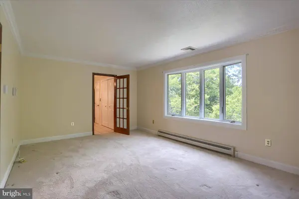 3304 RIDGEWAY RD, Harrisburg, PA 17109
