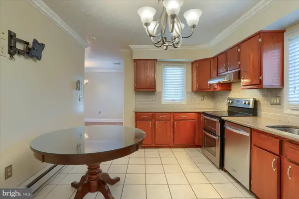 3304 RIDGEWAY RD, Harrisburg, PA 17109