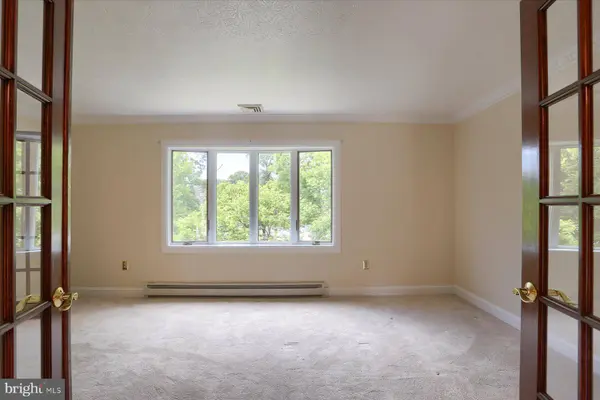 3304 RIDGEWAY RD, Harrisburg, PA 17109
