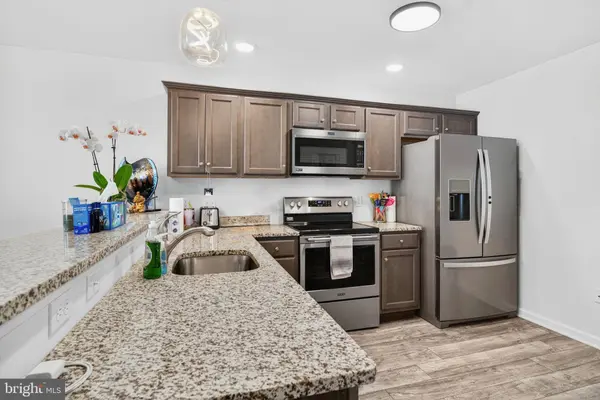 3022 S 3RD ST, Whitehall, PA 18052