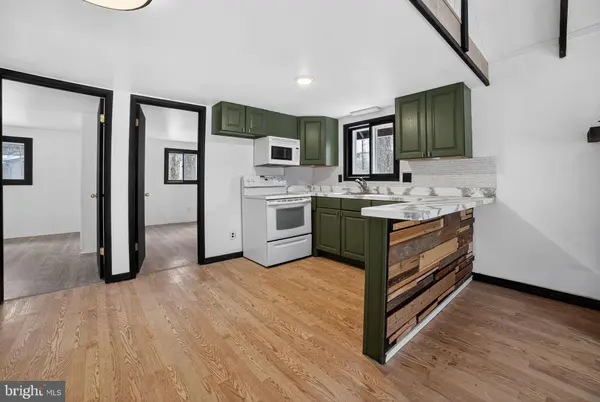 129 MAHONING DR, Pocono Lake, PA 18347