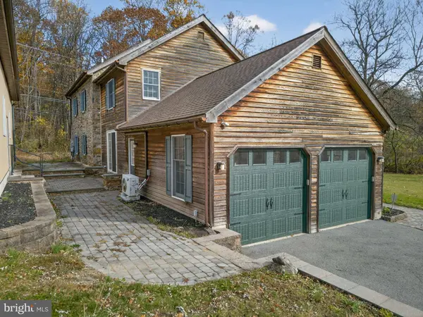 275 SALLY ANN FURNACE RD, Mertztown, PA 19539
