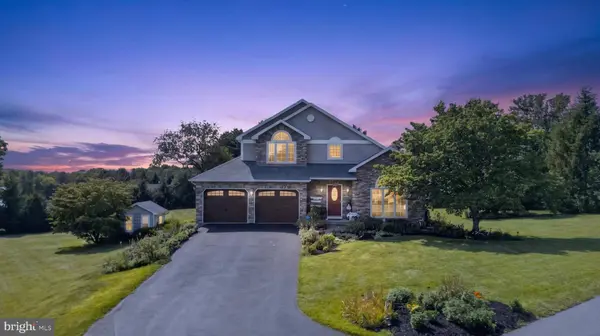 6467 ABBEY RD, Wind Gap, PA 18091